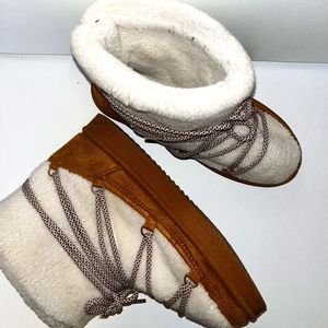 Sherpa Boots